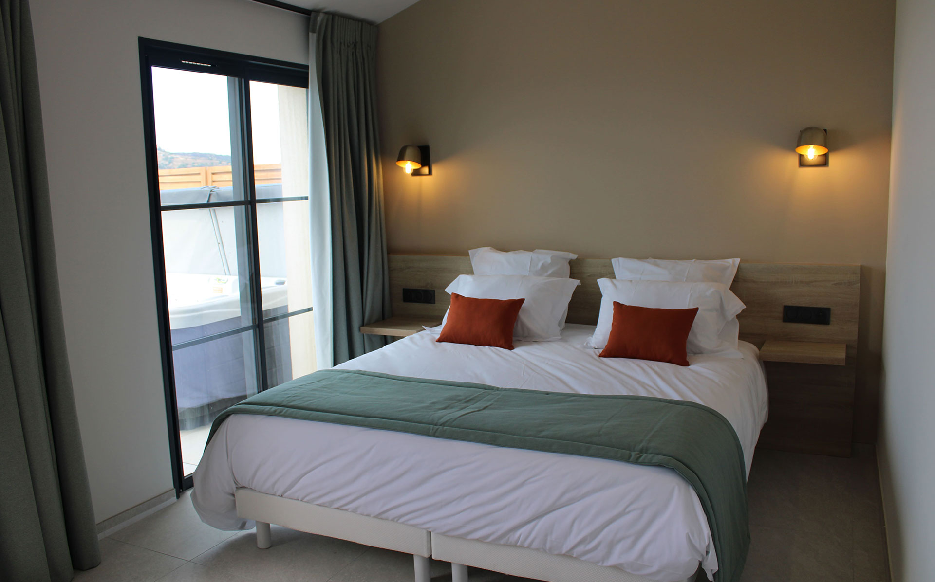 Chambre double avec jacuzzi de l'Hôtel Balagne