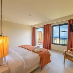 chambre-double-superieure-vue-mer-proche-calvi (13)