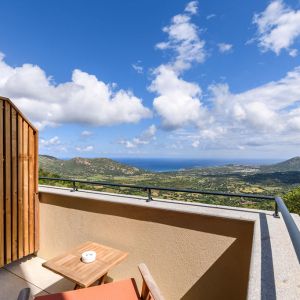 chambre-double-superieure-vue-mer-proche-calvi (15)